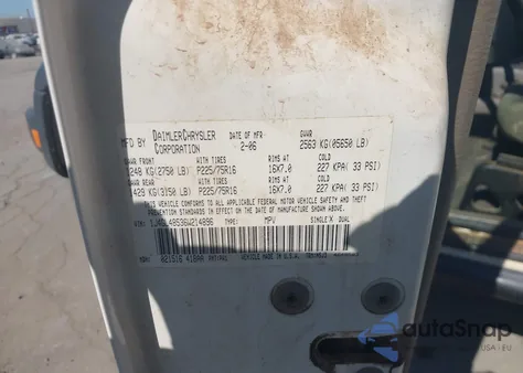 2006 Jeep Liberty Sport z USA, uszkodzony, nr VIN 1J4GL48536W214896